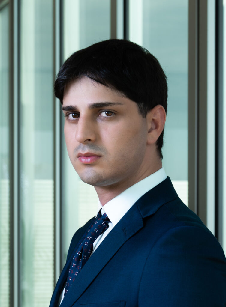 Nima Oulomi